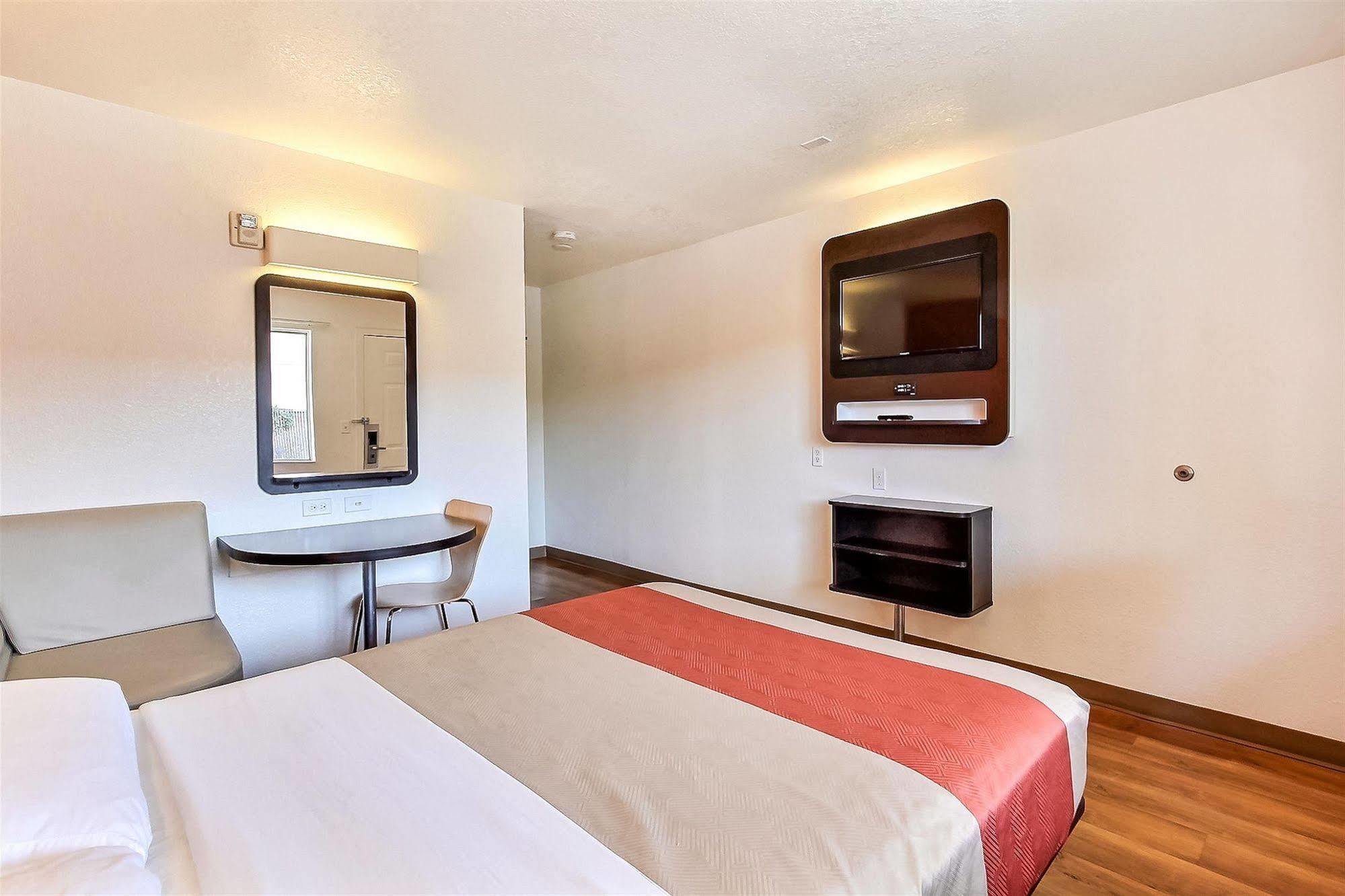Park Inn By Radisson, San Jose Exterior photo